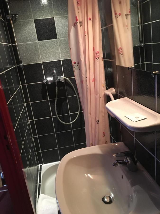 Auberge Du Tisserand Hotell Gommersdorf Exteriör bild